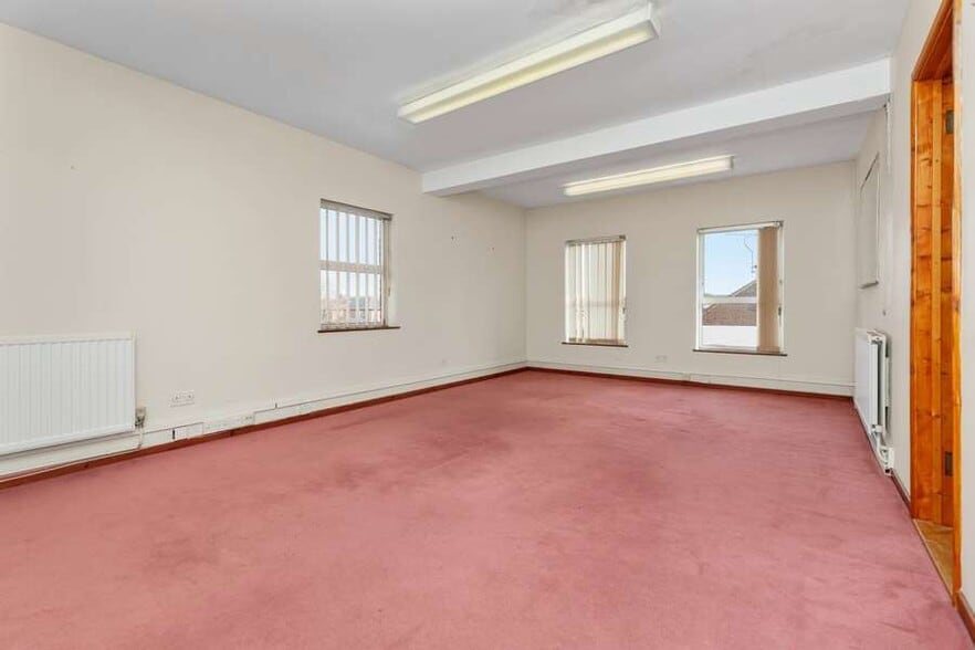25 Albion St, Dunstable à vendre - Photo du bâtiment - Image 2 de 6