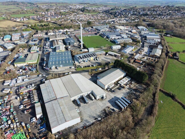 Plus de détails pour A30 Quarry Crescent, Launceston - Industriel à louer