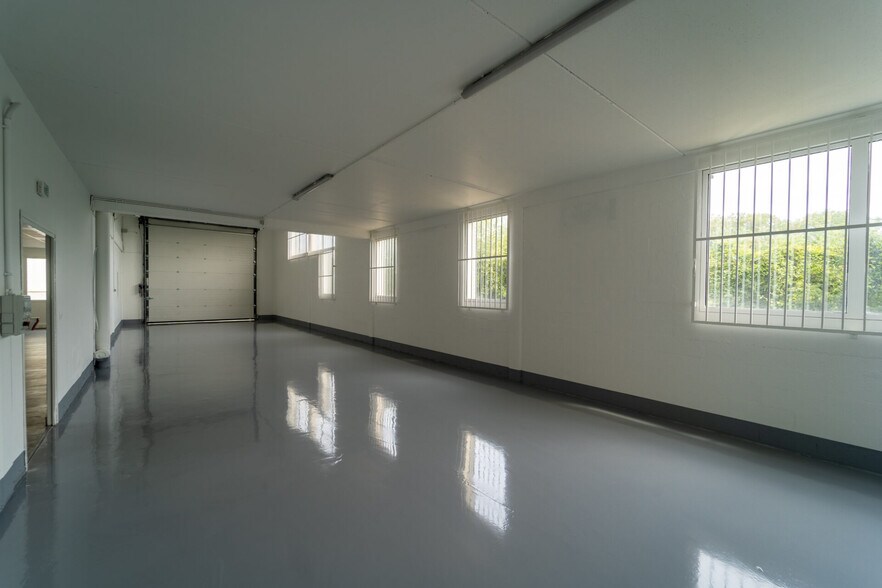 Rue Paul Claudel, Évry for lease - Interior Photo - Image 2 of 2