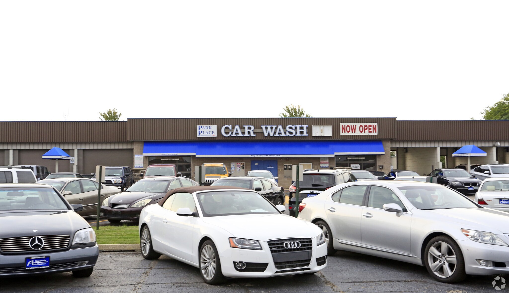 1580 W Ogden Ave, Naperville, IL à louer Photo du bâtiment- Image 1 de 6