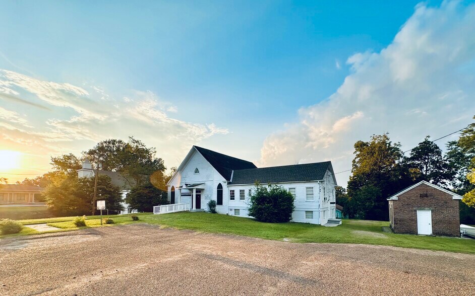 504 Main St, Woodville, MS à vendre - Photo du bâtiment - Image 1 de 16