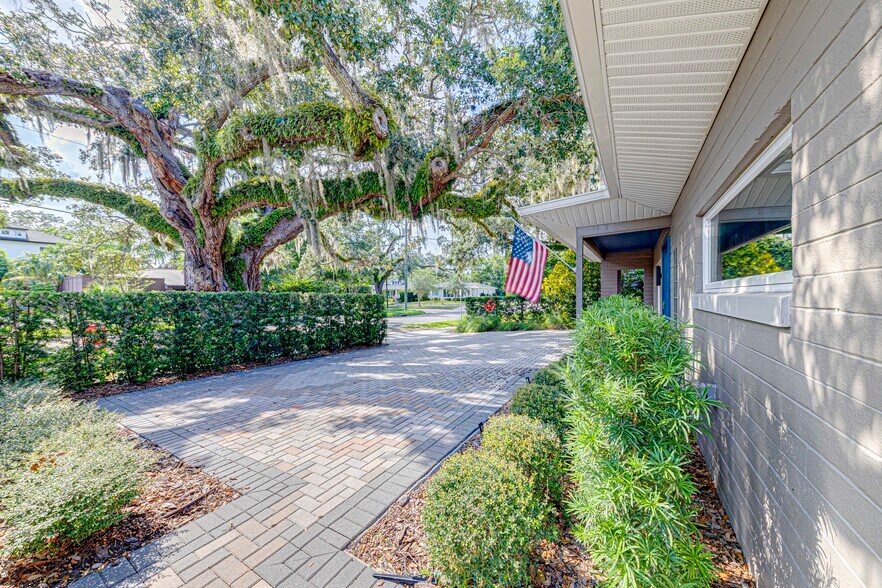 315 N Ferncreek Ave, Orlando, FL à vendre - Photo du bâtiment - Image 2 de 12