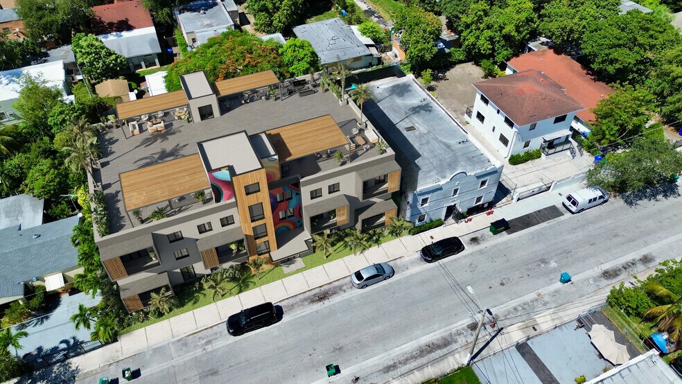 255 NW 32nd St, Miami, FL à vendre - Photo du bâtiment - Image 3 de 14