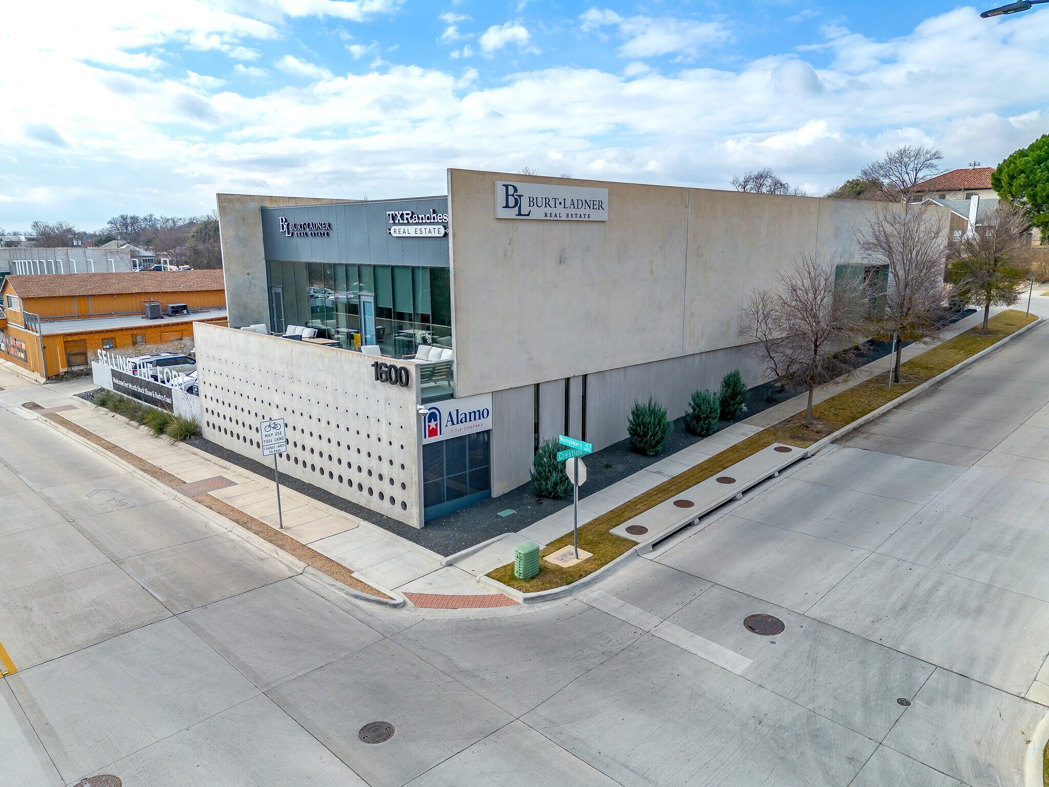 1600 Montgomery St, Fort Worth, TX for lease Primary Photo- Image 1 of 8