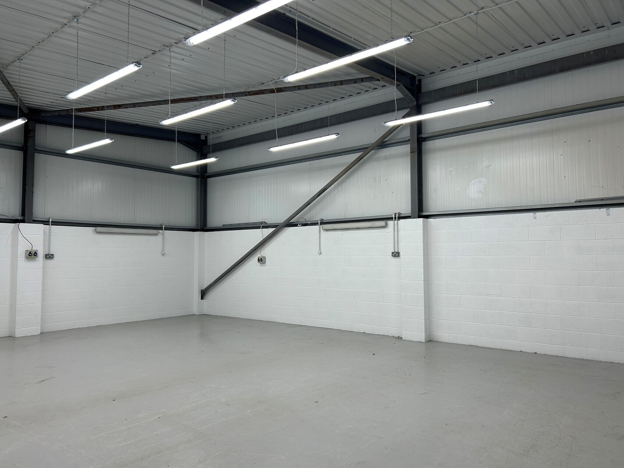 Station Rd, Wigton for lease Interior Photo- Image 1 of 3