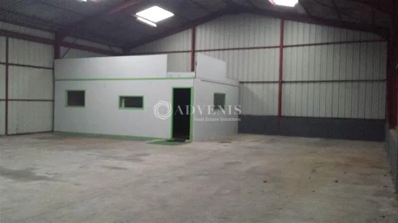 Local d'activités dans Sainte-Luce-sur-Loire à vendre Photo intérieure- Image 1 de 2