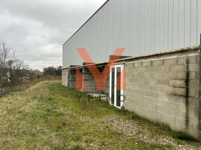 Flex in Magny-en-Vexin for sale - Building Photo - Image 3 of 12