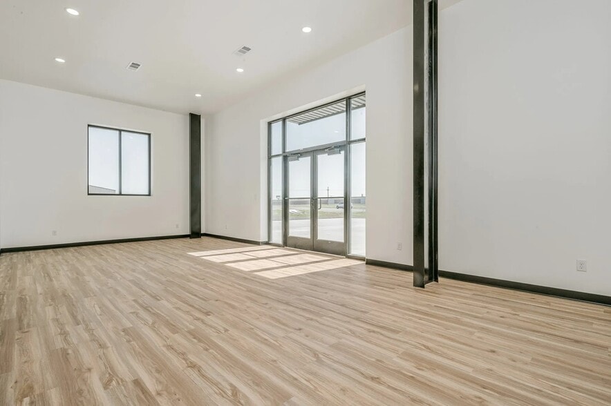 13150 S Coulter St, Amarillo, TX for sale - Interior Photo - Image 3 of 12