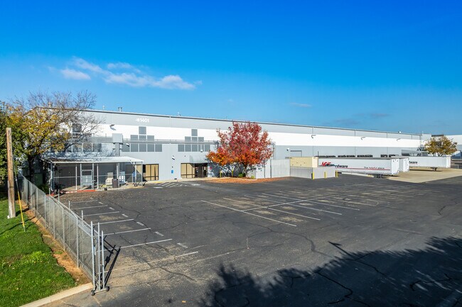 Plus de détails pour 1401 Aviation Blvd, Lincoln, CA - Industriel à louer