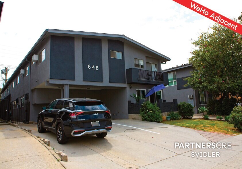 648 N Hayworth Ave, Los Angeles, CA à vendre - Photo du bâtiment - Image 1 de 15