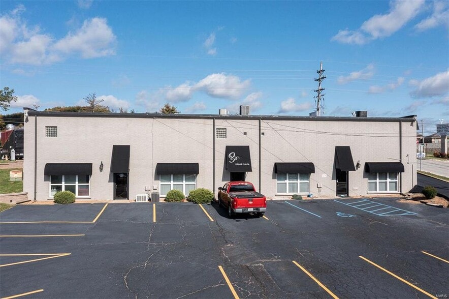 2300-2314 W Osage St, Pacific, MO for lease - Building Photo - Image 1 of 31