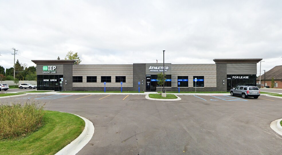 16601-16609 15 Mile Rd, Clinton Township, MI à louer - Photo du bâtiment - Image 3 de 7