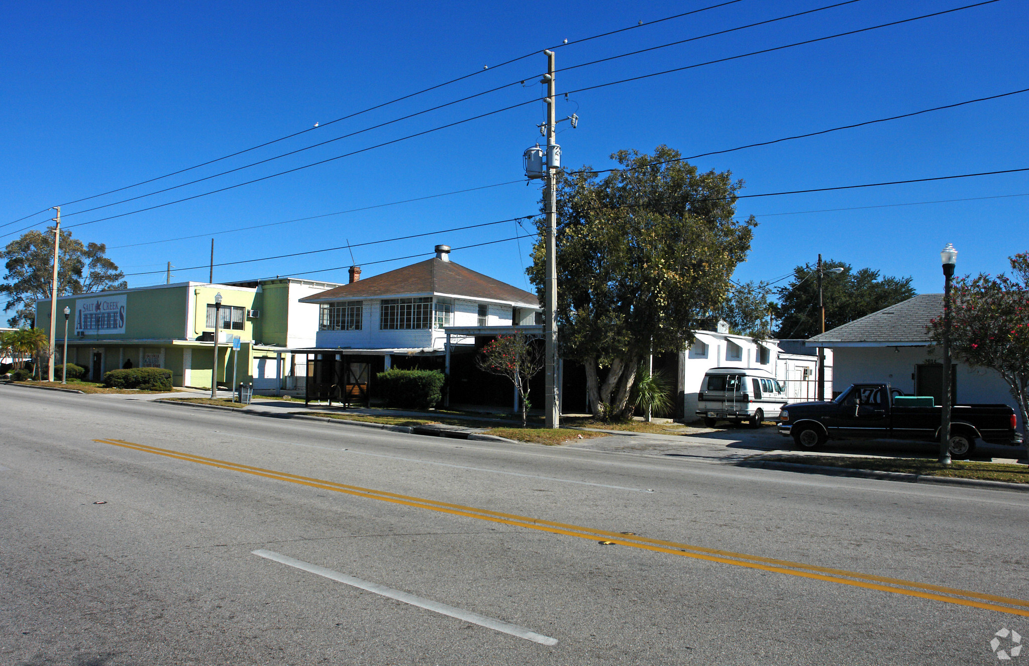 1624 4th St S, Saint Petersburg, FL à vendre Photo principale- Image 1 de 1