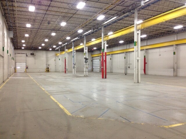 Plus de détails pour 1605 State Ave NW, Owatonna, MN - Industriel à louer