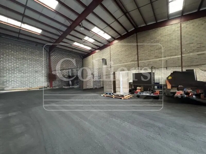 Office in Aubagne for lease Interior Photo- Image 1 of 4