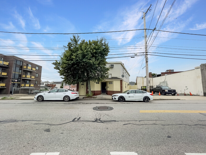 329 Revere St, Revere, MA for sale - Building Photo - Image 1 of 1