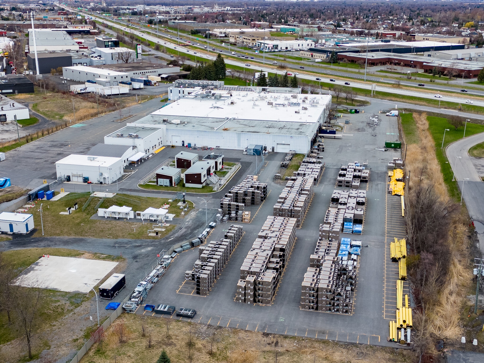 1350 Rue Nobel, Boucherville, QC à louer Photo du bâtiment- Image 1 de 14