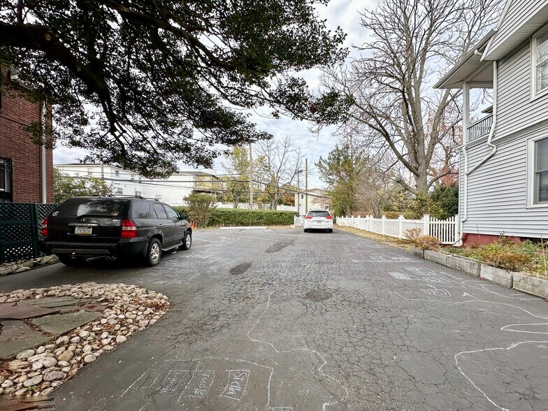 2604 Amboy Rd, Staten Island, NY à louer - Photo du bâtiment - Image 3 de 9