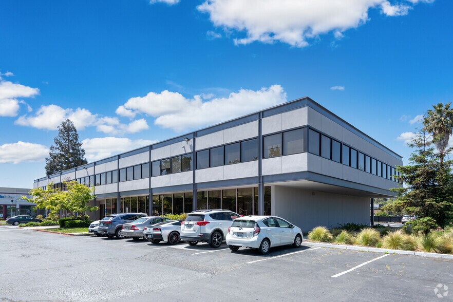 620 Contra Costa Blvd, Pleasant Hill, CA à vendre - Photo du bâtiment - Image 1 de 2