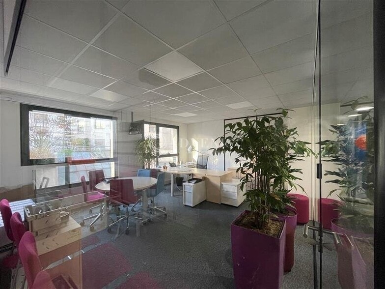 4 Rue De Villiers, Levallois-Perret for lease - Interior Photo - Image 3 of 6