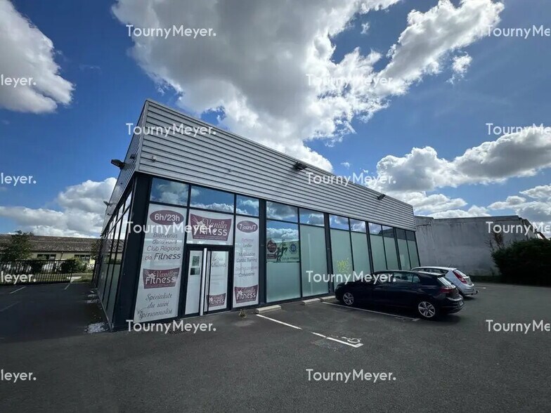 Flex dans Rennes à louer - Photo du bâtiment - Image 2 de 5