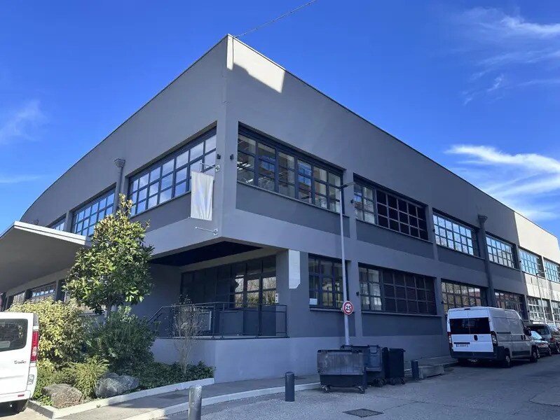 Office in Lyon for lease Building Photo- Image 1 of 22