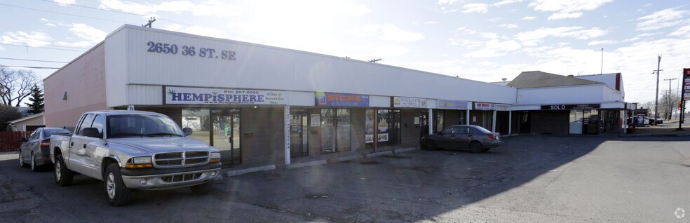 2650 36th St SE, Calgary, AB for sale - Primary Photo - Image 1 of 1