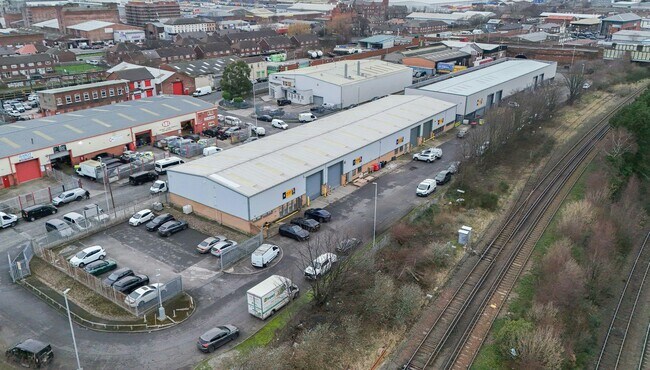 Plus de détails pour 1-4 Lipton Clos, Bootle - Industriel à louer