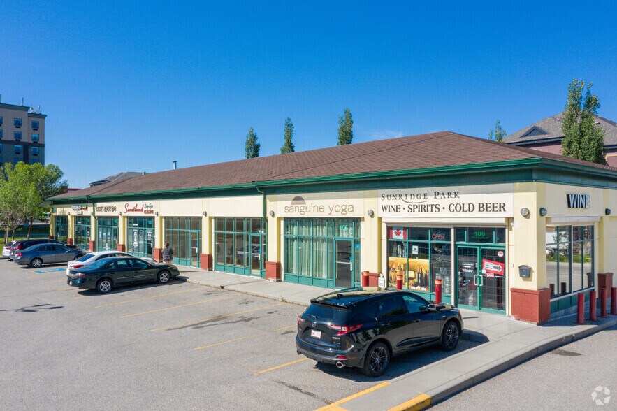 2763 Sunridge Way NE, Calgary, AB à vendre - Photo principale - Image 1 de 1