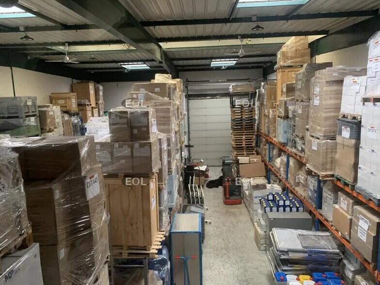 Flex dans Villepinte à louer - Photo du bâtiment - Image 3 de 16