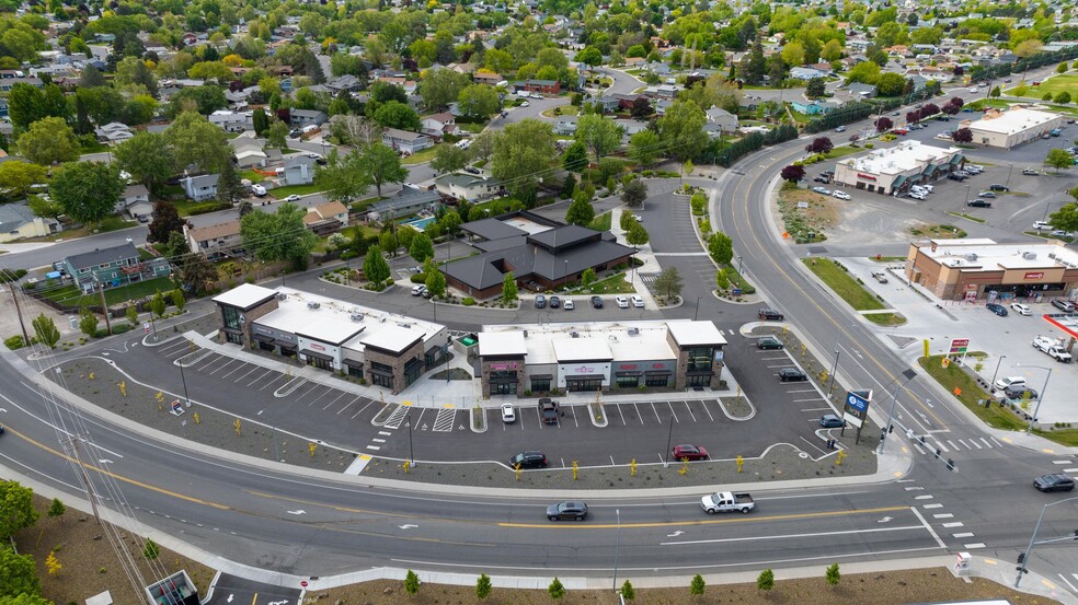 1605 Bombing Range Rd, West Richland, WA for sale - Building Photo - Image 2 of 10