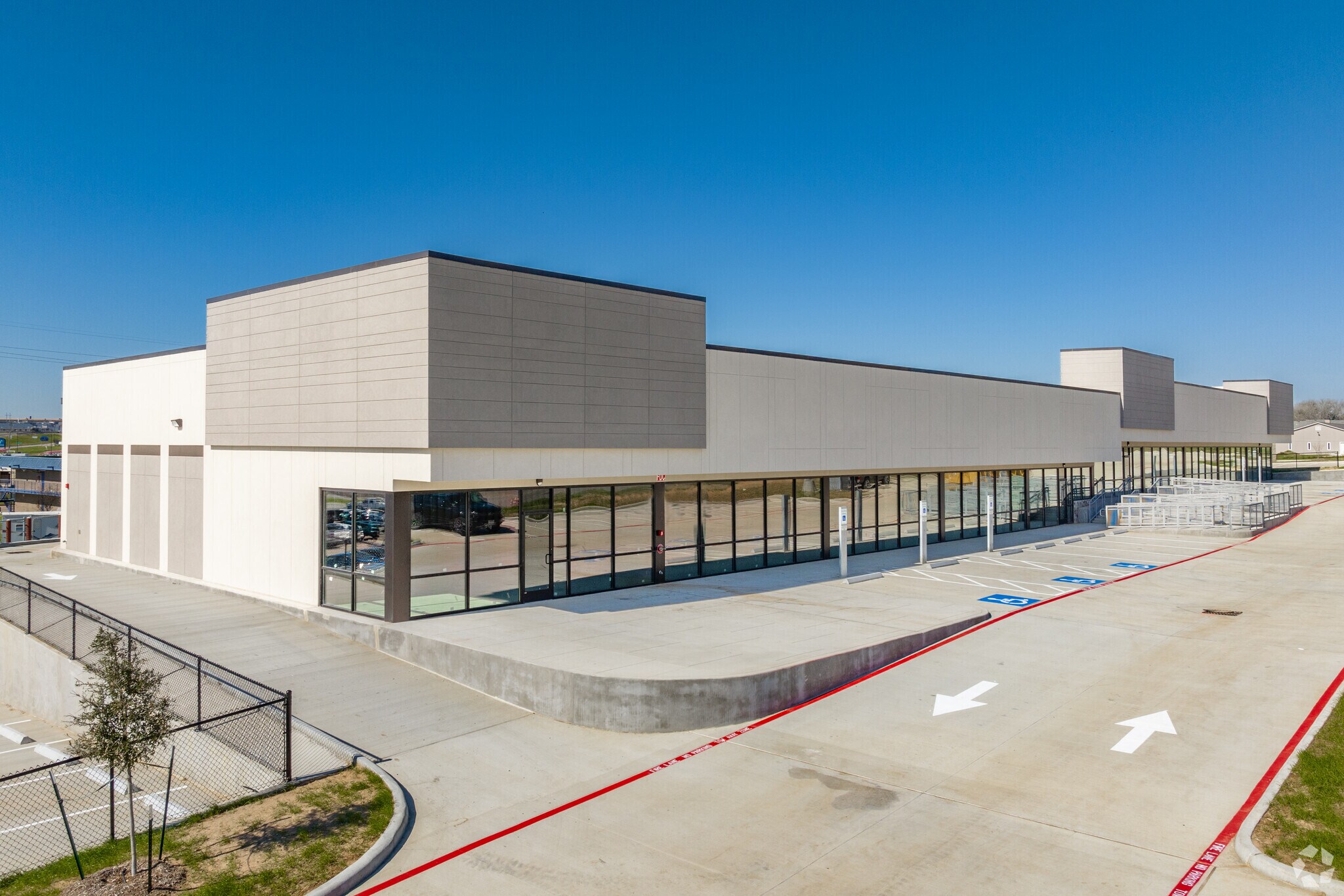 2600 Becker Dr, Brenham, TX à louer Photo du bâtiment- Image 1 de 13