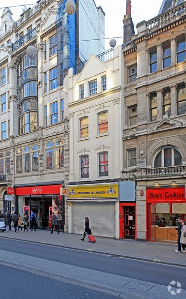137 Oxford St, Londres à louer - Photo principale - Image 1 de 2