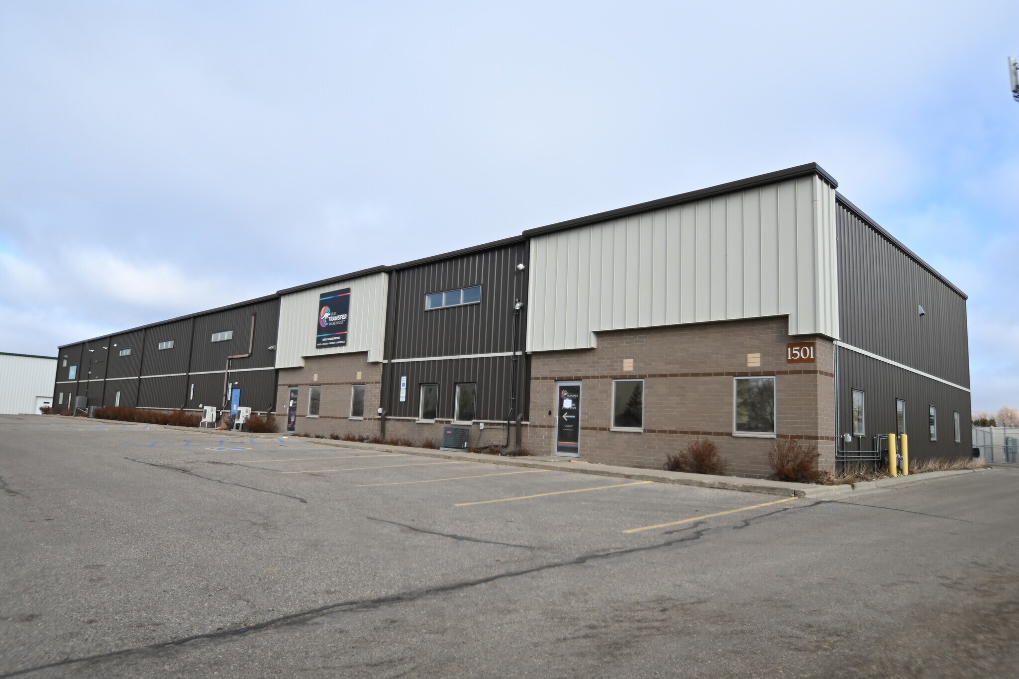 1501 21st Ave N, Fargo, ND for lease Primary Photo- Image 1 of 21