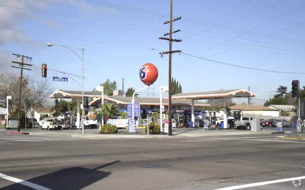 16719 Lakewood Blvd, Bellflower, CA for sale Primary Photo- Image 1 of 3