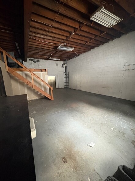 319 W Sunrise Hwy, Freeport, NY for lease - Building Photo - Image 3 of 5