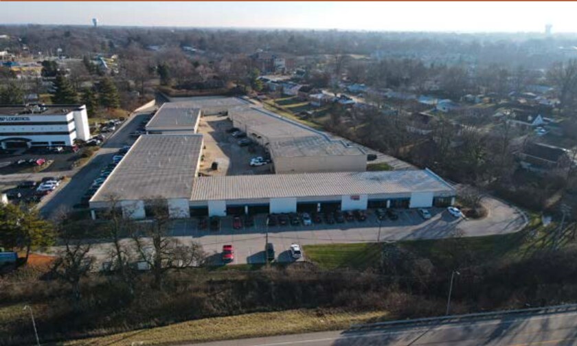 7960-7988 Tanners Gate Ln, Florence, KY à louer - Photo du bâtiment - Image 2 de 6