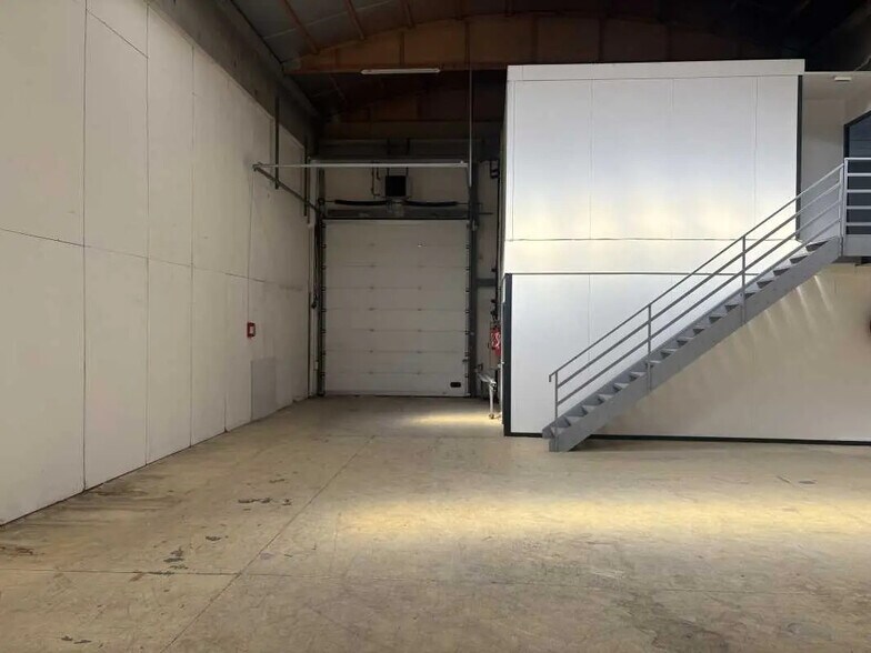 Bureau dans Dardilly à louer - Photo intérieure - Image 3 de 8