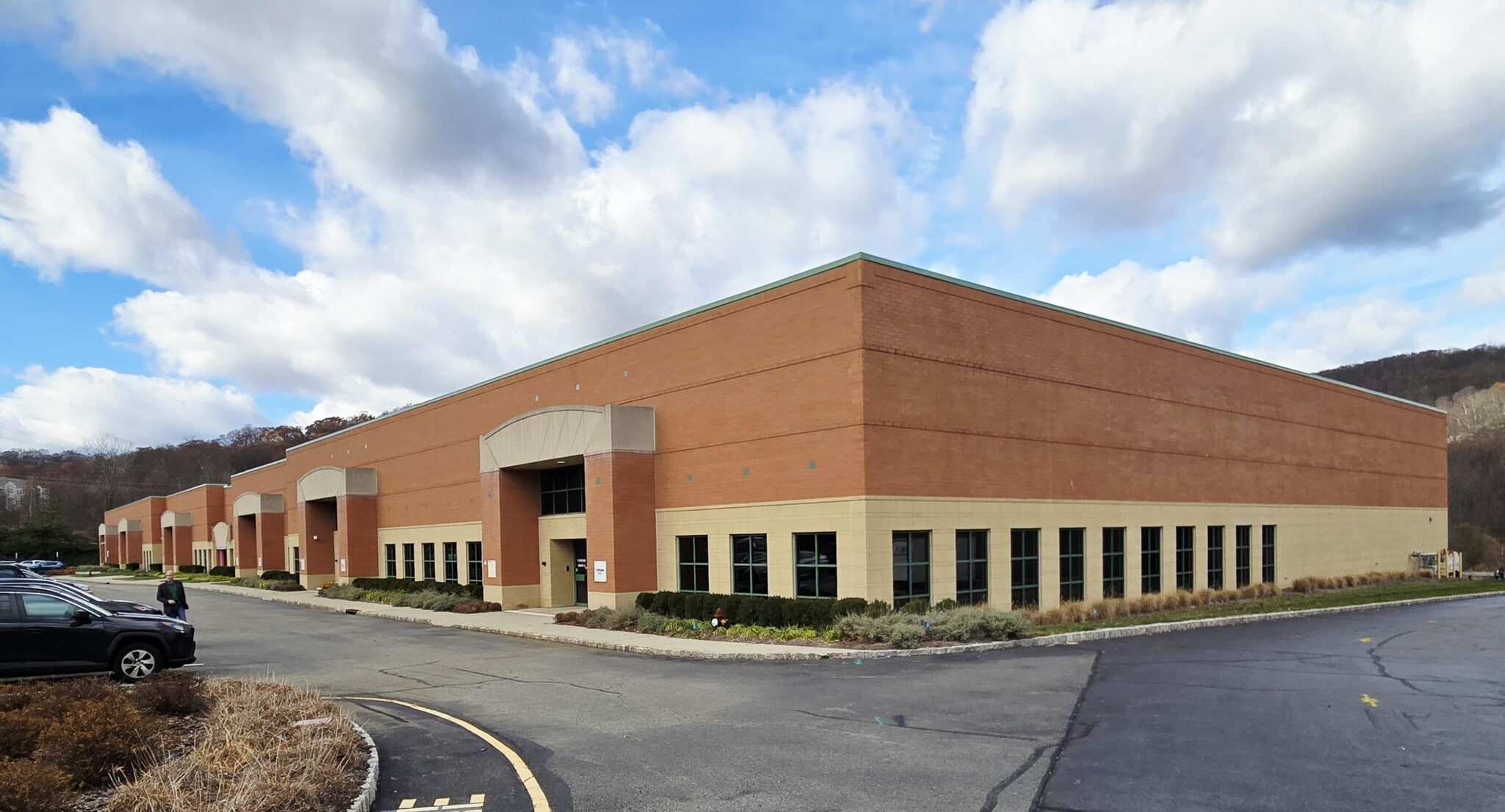 400 Commons Way, Rockaway, NJ for lease Building Photo- Image 1 of 6