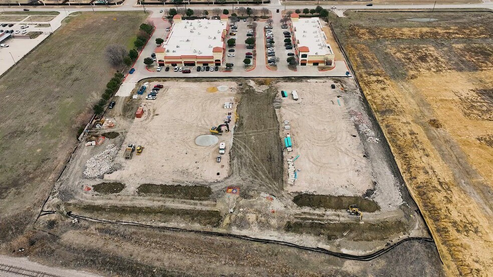 860 Coleman St, Prosper, TX à louer - Vidéo sur l’inscription commerciale - Image 2 de 22