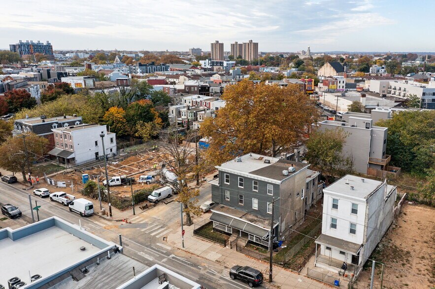 700-702 N 40th St, Philadelphia, PA for sale - Building Photo - Image 2 of 20