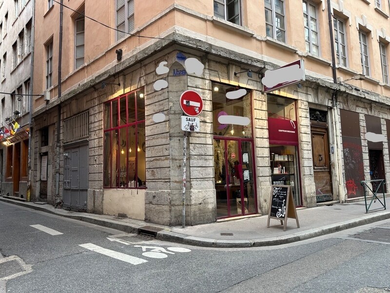 Commerce de détail dans Lyon 1er Arrondissement à louer Photo du bâtiment- Image 1 de 7