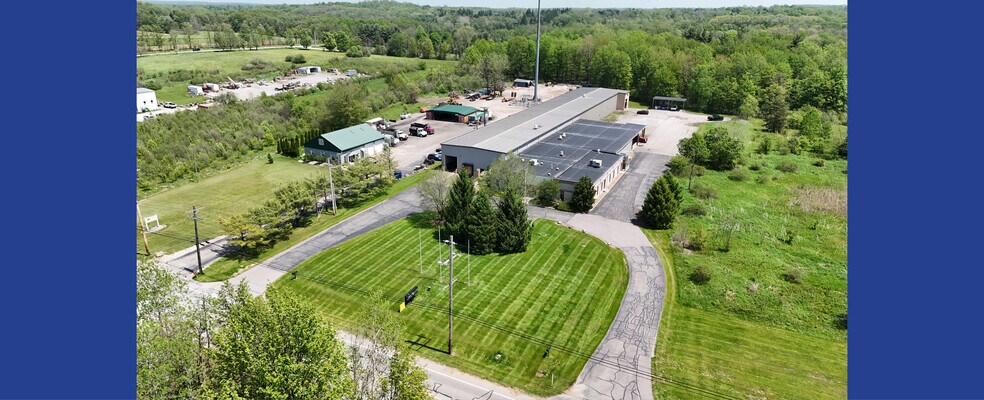 16959 Munn Rd, Chagrin Falls, OH à vendre - Photo du bâtiment - Image 1 de 18