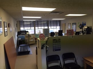 Plus de détails pour 1920 W MARSHALL St, Norristown, PA - Bureau à louer