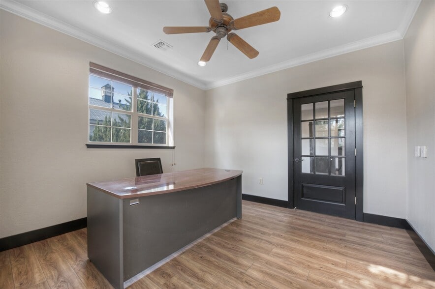 4745 Caughlin Pky, Reno, NV for lease - Interior Photo - Image 3 of 22
