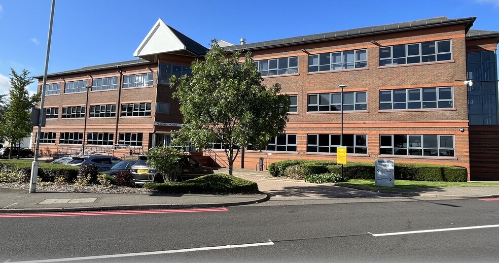 Percival Way, Luton à louer - Photo du bâtiment - Image 1 de 1