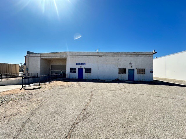 13580 Nomwaket Rd, Apple Valley, CA for lease Building Photo- Image 1 of 9