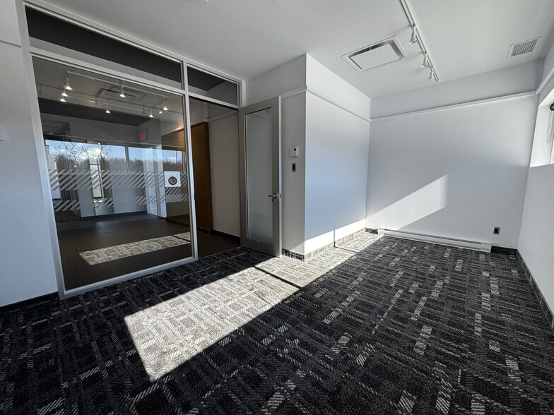 4520-4540 Rue Charles-Malhiot, Trois-Rivières, QC à louer - Photo intérieure - Image 2 de 10