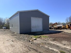 441 Clover Mill Rd, Exton, PA à louer Photo du bâtiment- Image 1 de 2