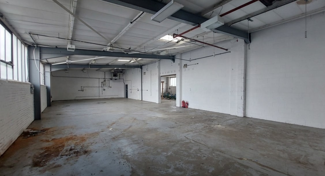 5 Robert Way, Wickford for sale Interior Photo- Image 1 of 5
